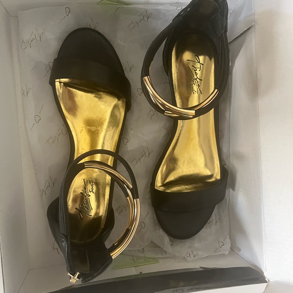 Thalia Sodi leynap women casual wedge